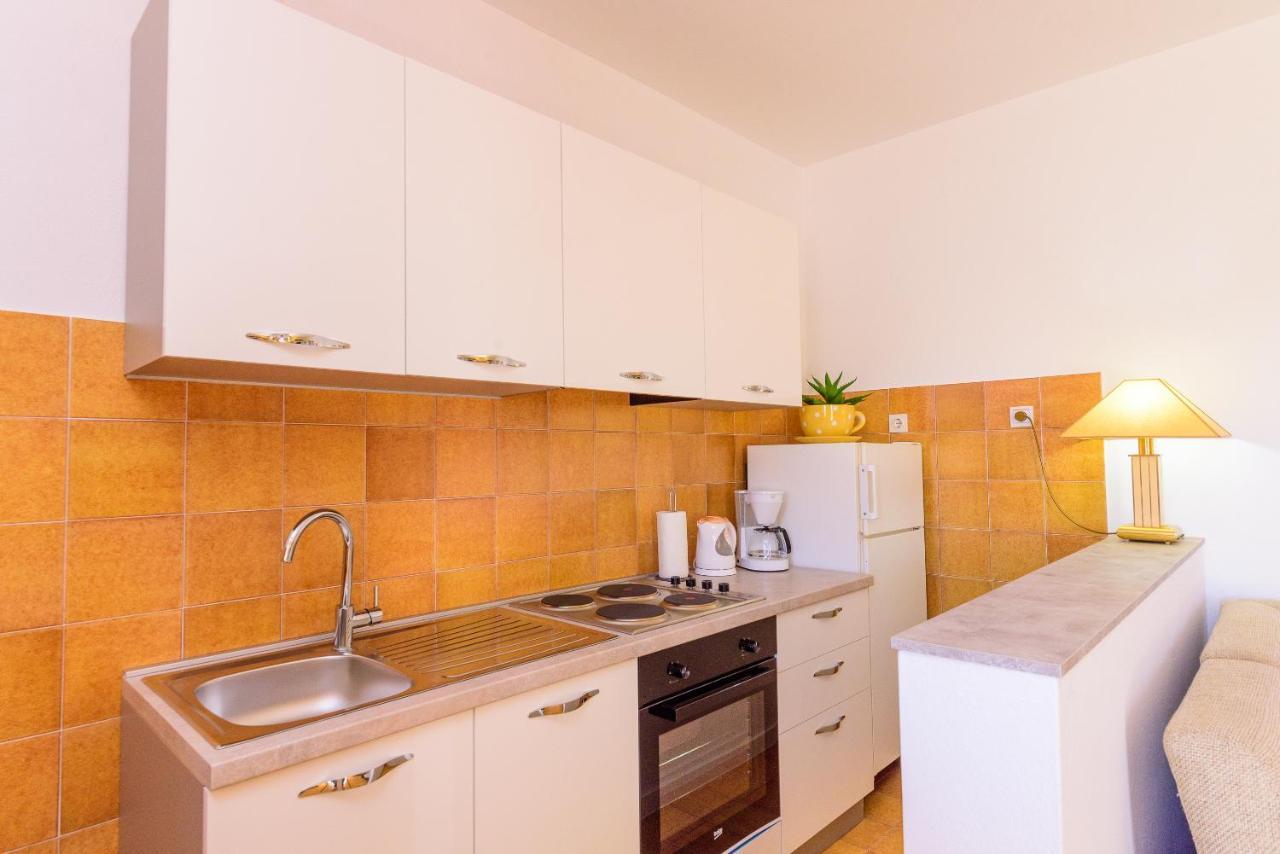 Apartmani Bokin 波尔 外观 照片